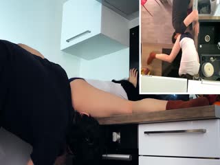 厨房里的性爱双视角拍摄